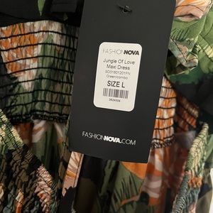 NEW FASHION NOVA MAXI DRESS